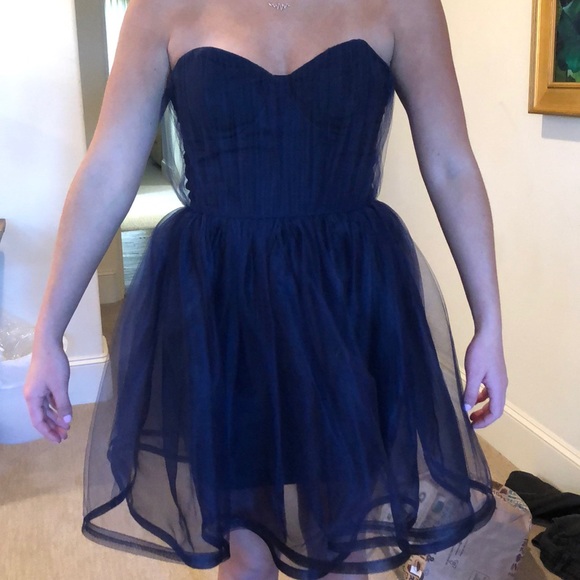 Alice + Olivia Dresses & Skirts - Alice + Olivia Navy Chiffon Cocktail Dress NWOT